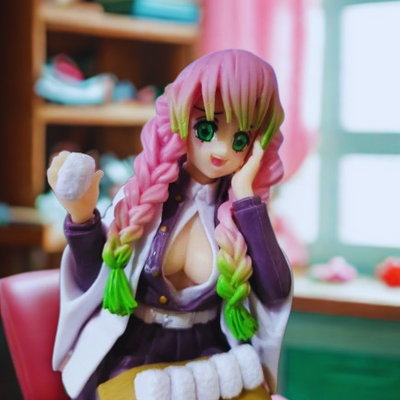 Statuetta Mitsuri Kanroji – Demon Slayer